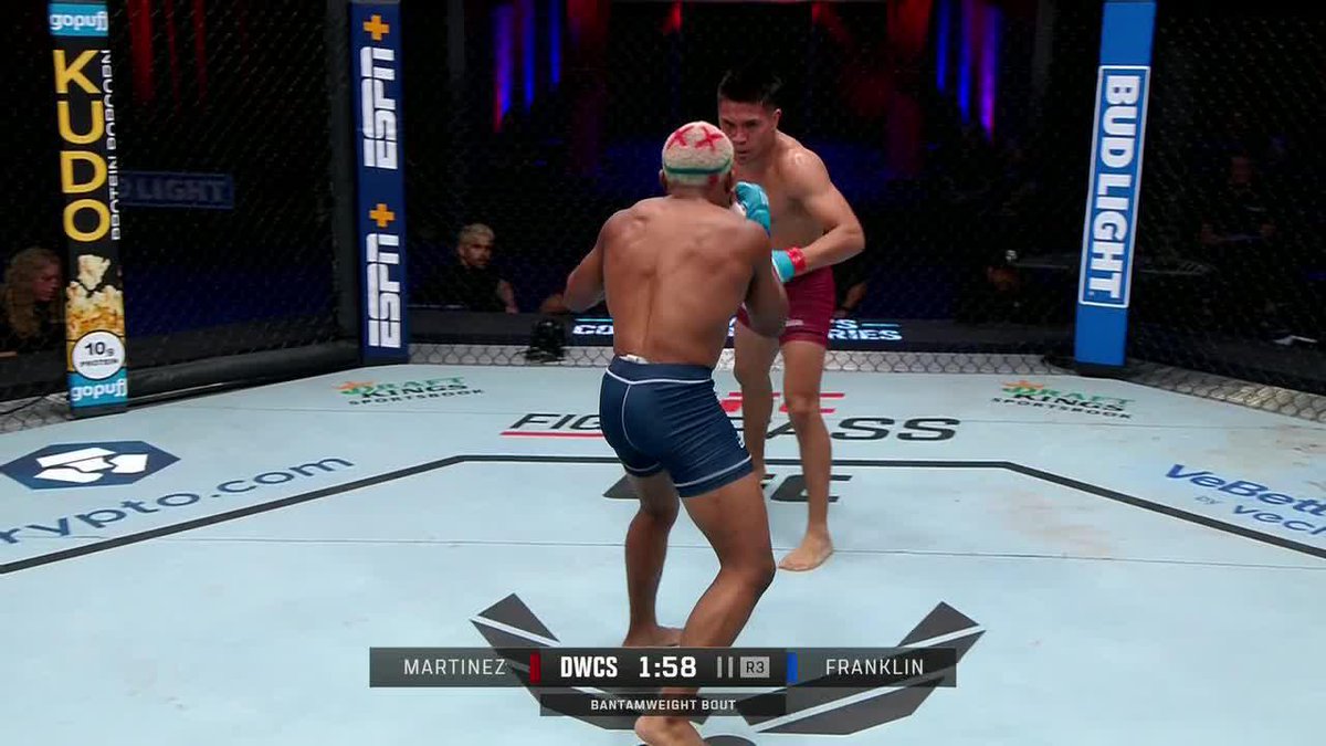 SUPERMAN PUNCH FROM MARTINEZ 👊 #DWCS