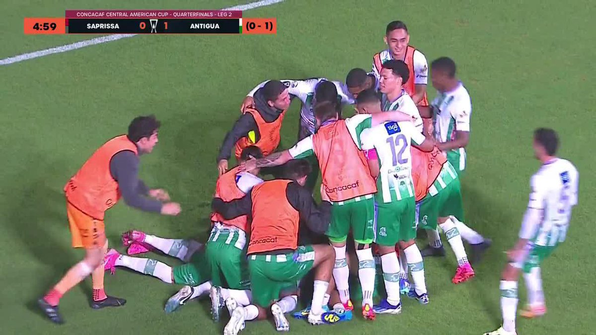 🥑⚽🔥 ¡SORPRESA DE LA ANTIGUA EN LA CUEVA! Tremendo error de Kliver Gómez y que Santiago Gómez no desaprovechó y la mandó al fondo de la portería de Estaban Alvarado. ¡EN VIVO POR ESPN Y DISNEY PLUS!
