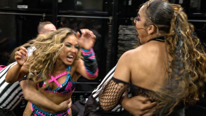 EXCLUSIVE: Valerie Loureda and 𝙹 get into a massive fight backstage after their loss to Fatal Influence. #WWENXT