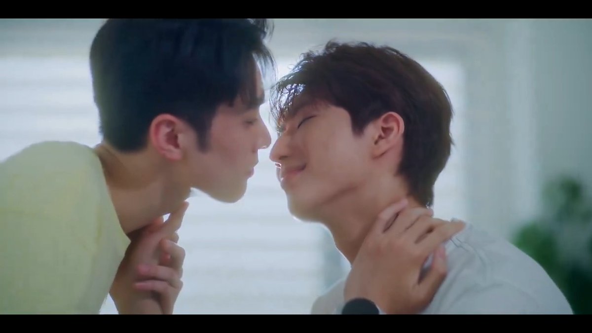 ✨#看見愛 #SeeYourLove💕 🎬第2弾【予告編】 👉親切で勇敢な専属介護士 💟超絶イケメン道楽御曹司👈 👉毒舌秘書 💟おバカ不良👈 4人が描く愛の物語 ⏰2024年10月23日(水) 21:00🇯🇵 視聴はRakuten TV、Video Marketで！ #金雲 #林宇 #林家佑 #林詠傑 #台湾BL