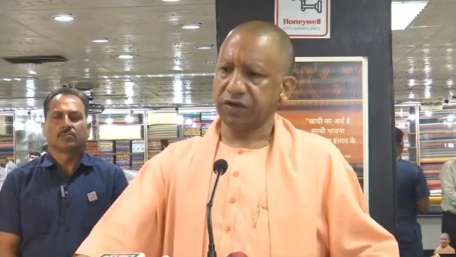 हम लोग विश्व मानवता के कल्याण हेतु कार्य करेंगे, लेकिन अगर कोई हमारी सीमाओं का अतिक्रमण करेगा तो उसका मुंहतोड़ जवाब भी देंगे।