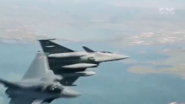 سينا يا سينا بسم الله باسم الله.. أدينا عدينا بسم الله بسم الله .. ما قدروا علينا بسم الله بسم الله" .. مصر محروسة بولادها وجنودها الأبطال ❤️ عمرنا ما هننسى الأرض اللي جبناها بـ ـدم شهدائـنا