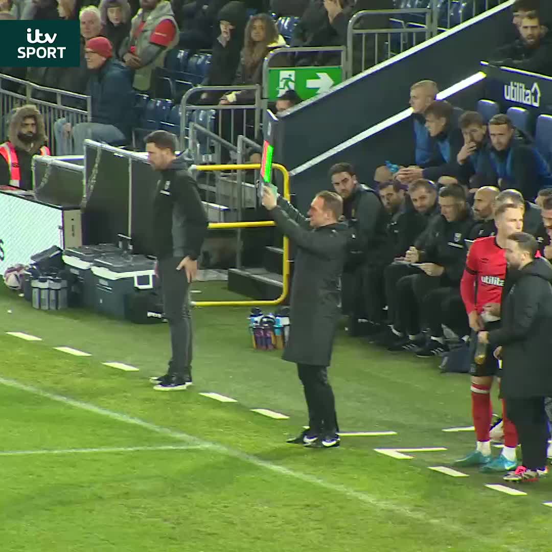 Luton’s Liam Walsh was sent off 36 SECONDS after coming off the bench 🤯🤯 This is insane 🤣🤣
