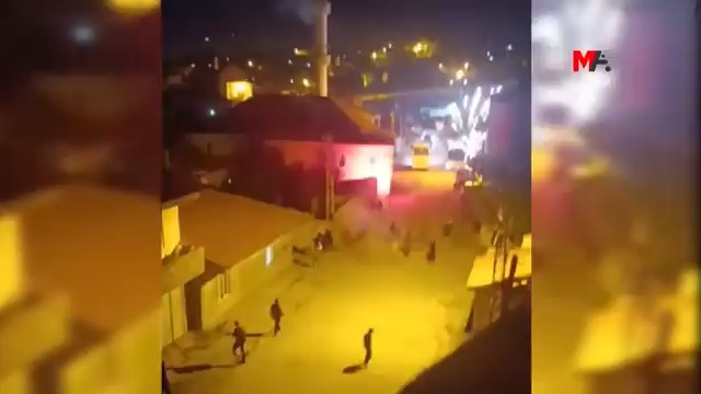 Hakkari Yüksekova’da polis ve VEDAŞ, kaçak elektrik denetimi yapmak istedi. Bölge halkı, emniyet güçlerine ve emekçilere saldırarak denetime engel olmak istedi!