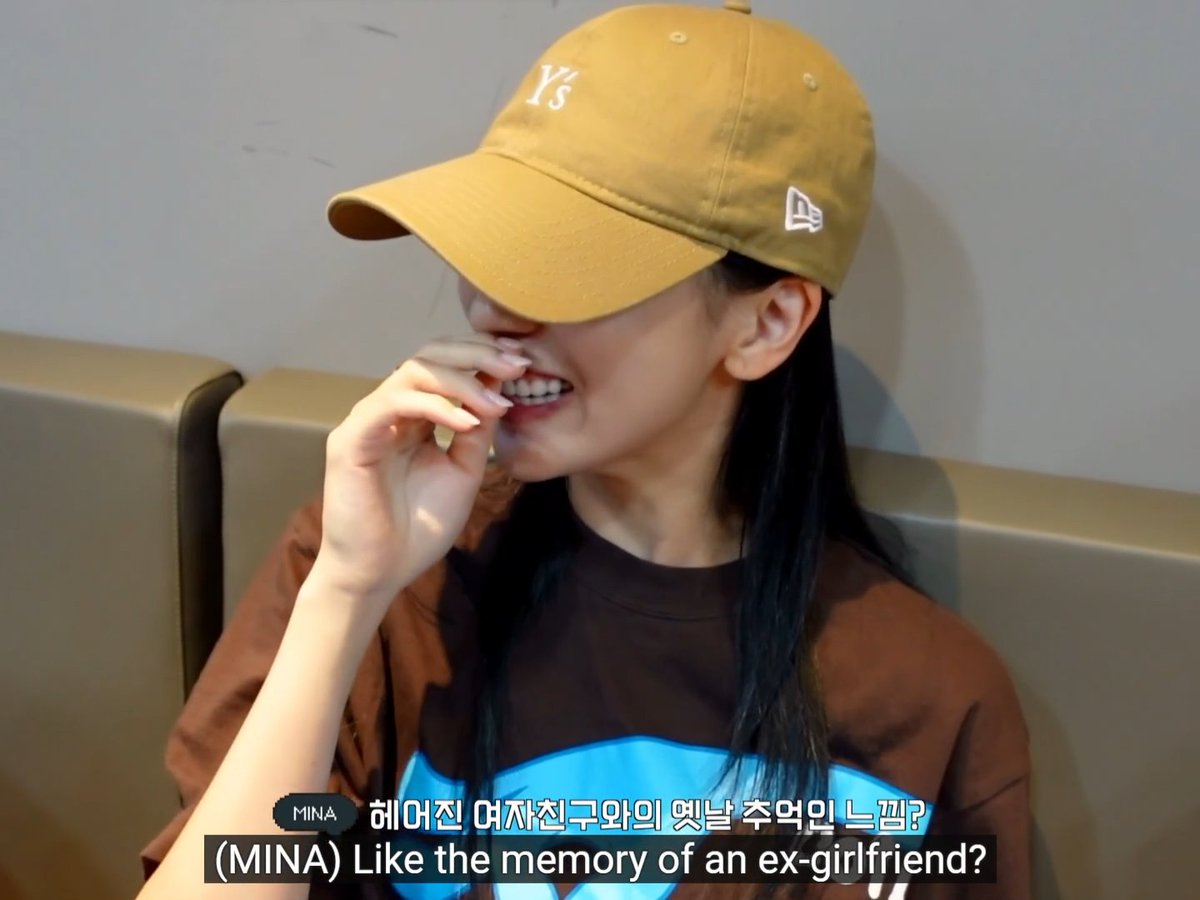 Mina almost cried at the big smiling Tzuyu scene because it felt like remembering the memory of an ex-girlfriend??? 😭😭