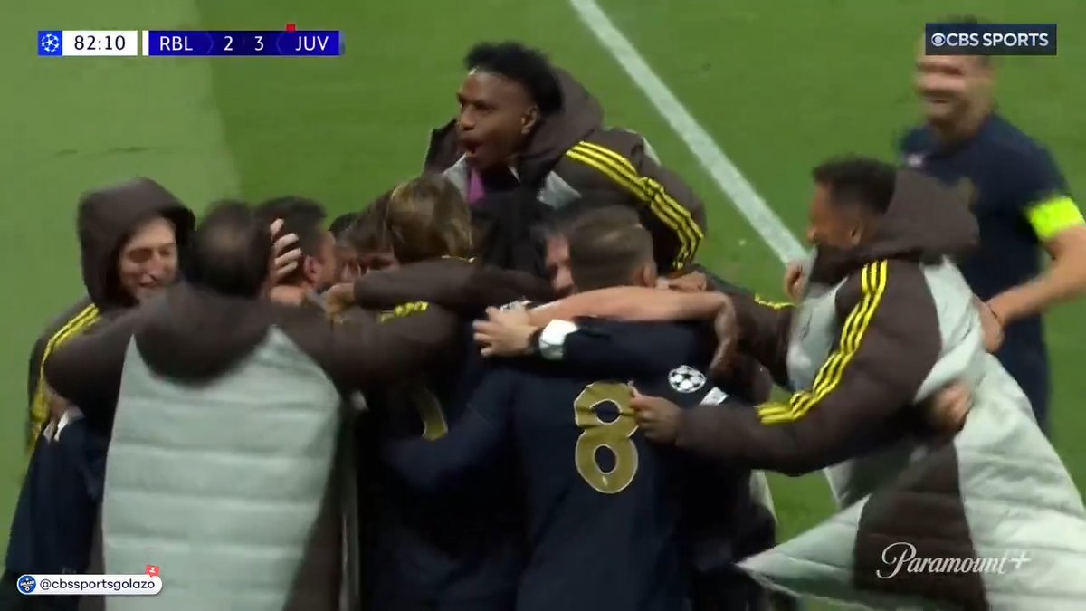 THIS IS WHY WE LOVE THE #UCL! 🔥 10-man Juventus complete the comeback thanks to a stellar solo goal from Francisco Conceicao! 😱