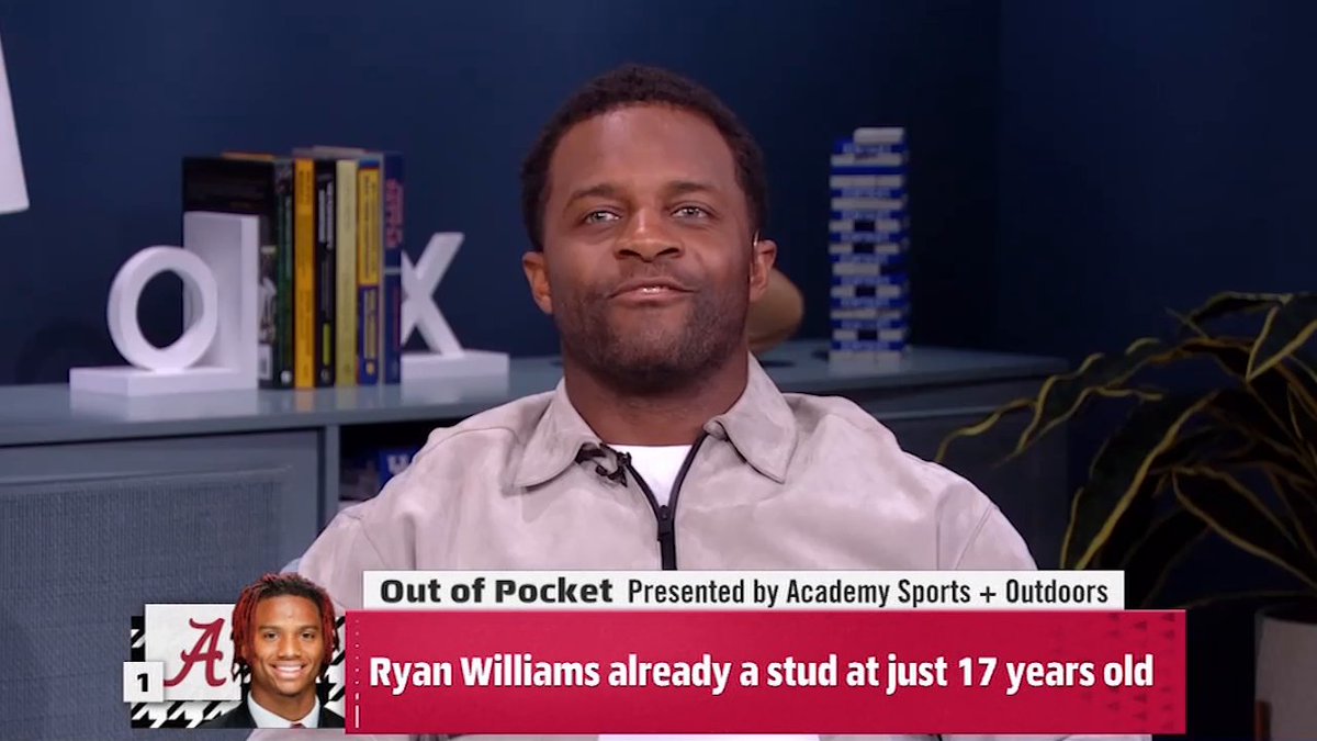 "He got me out of my chair." Randall Cobb giving Alabama Football's Ryan Williams his flowers 💐