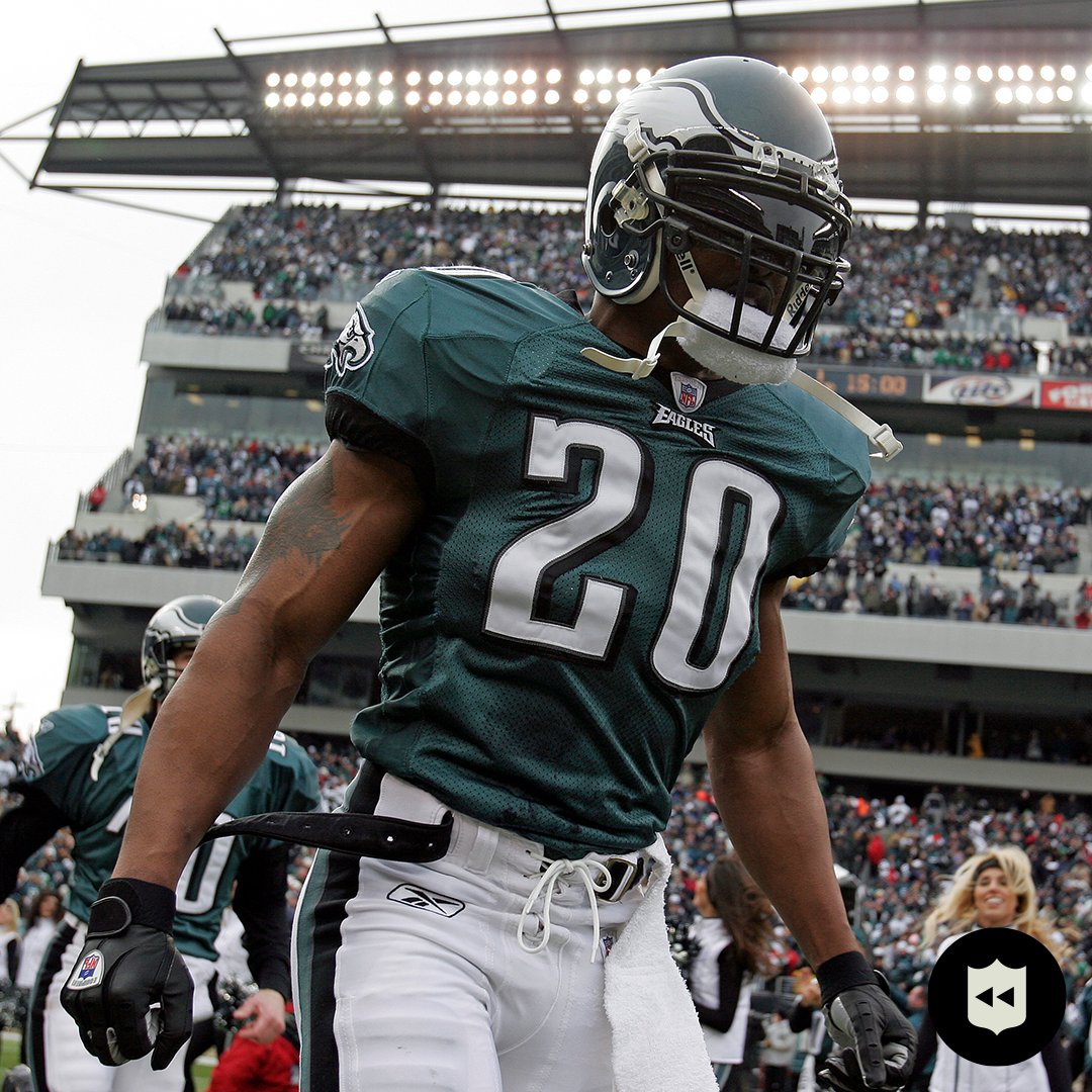 DAWG: #EAGLES BRIAN DAWKINS WAS THE MEANEST FOOTBALL PLAYER OF ALL TIME. Dawkins was an absolute menace and psycho, who brought fear to every one of his opponent's eyes. 👿👿👿