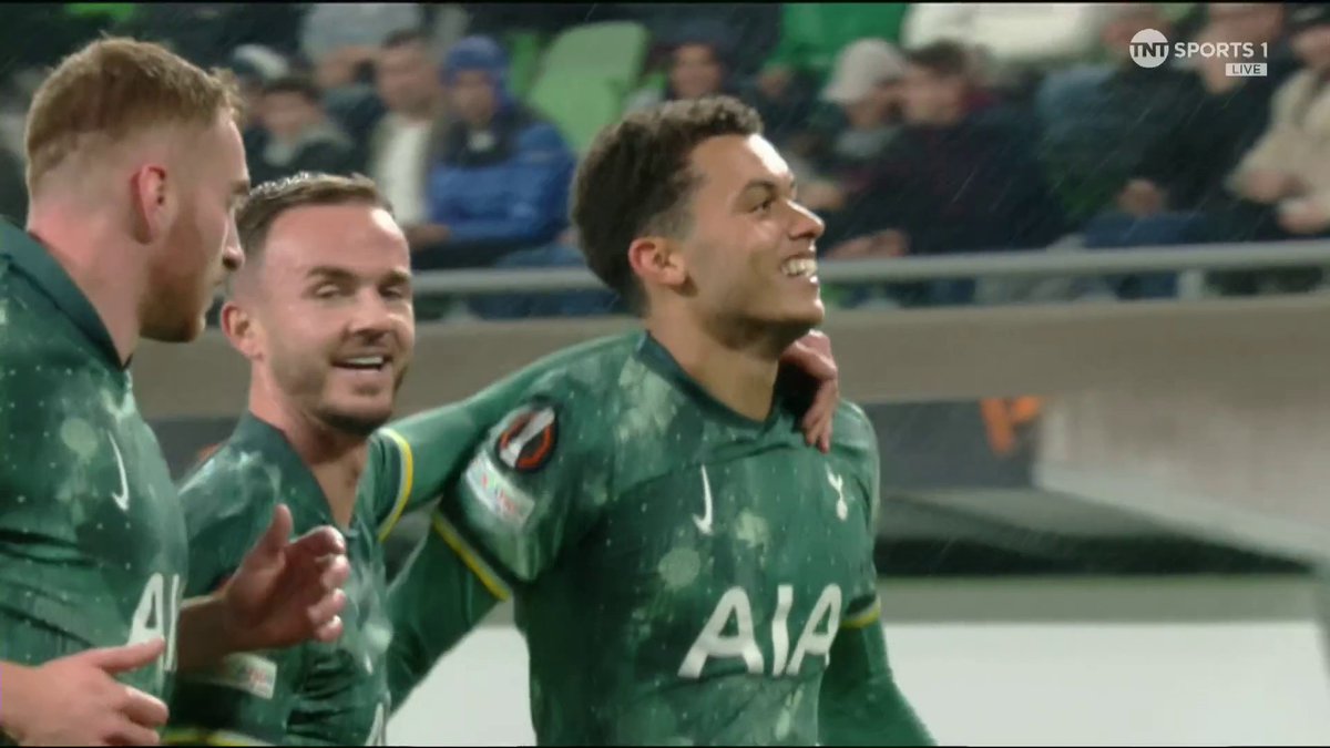 Brennan Johnson makes it five goals in five games! 💥 The Spurs winger is in inspired form ✨ 📺 TNT Sports &amp; discovery+ UK