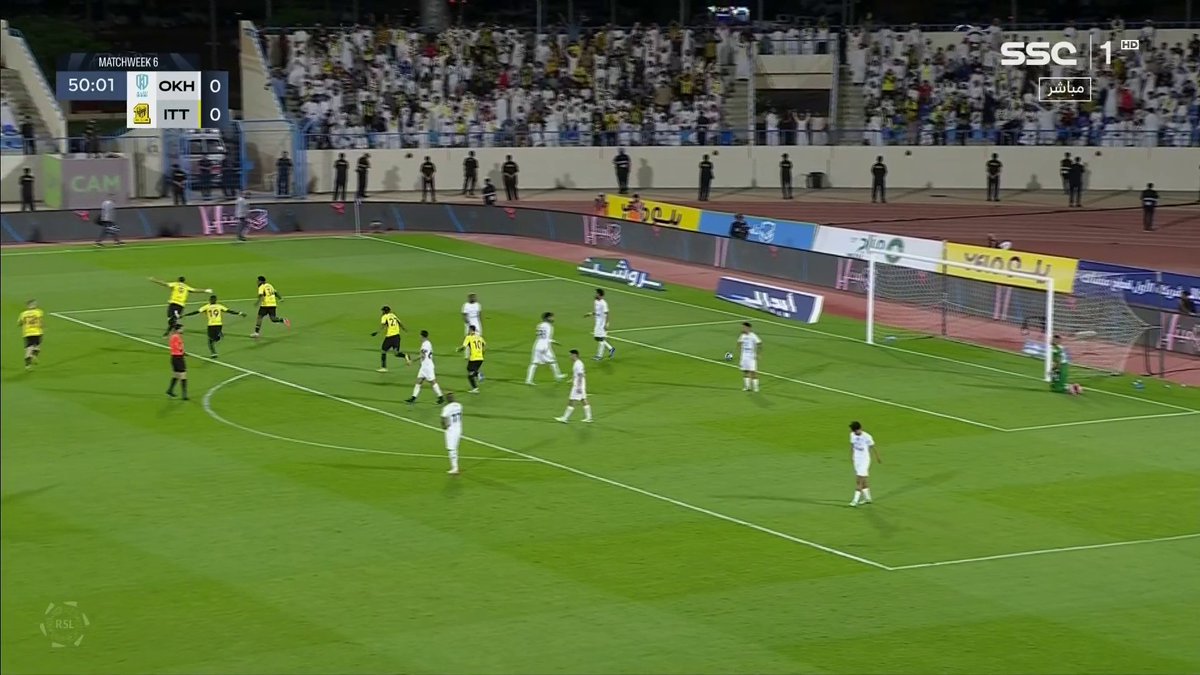 ليلة اخرى كان العميد فيها كريما وحاسما 🔥 #الاتحاد 💛🖤