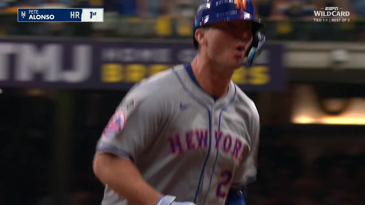 PETE ALONSO DINGER WITH THE SEASON ON THE LINE 💥 METS GO UP 3-2 IN THE 9TH 😱