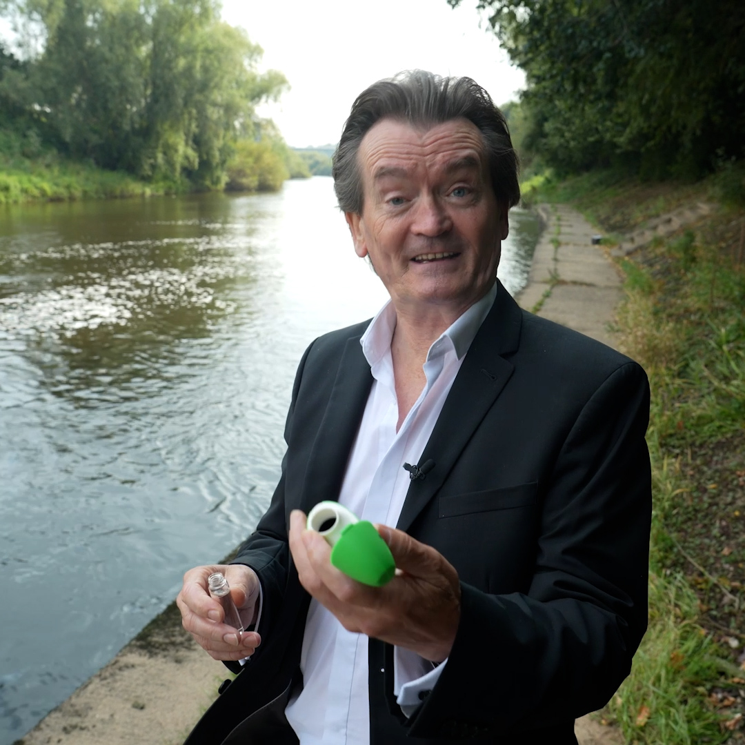 “It’s an abject lesson. It pays to pollute." Severn Trent has given out billions in dividends to shareholders. But when Feargal Sharkey was challenged by Nick Ferrari to test the toxicity of Britain's longest river, he found the phosphate level was 6x over the safety limit.