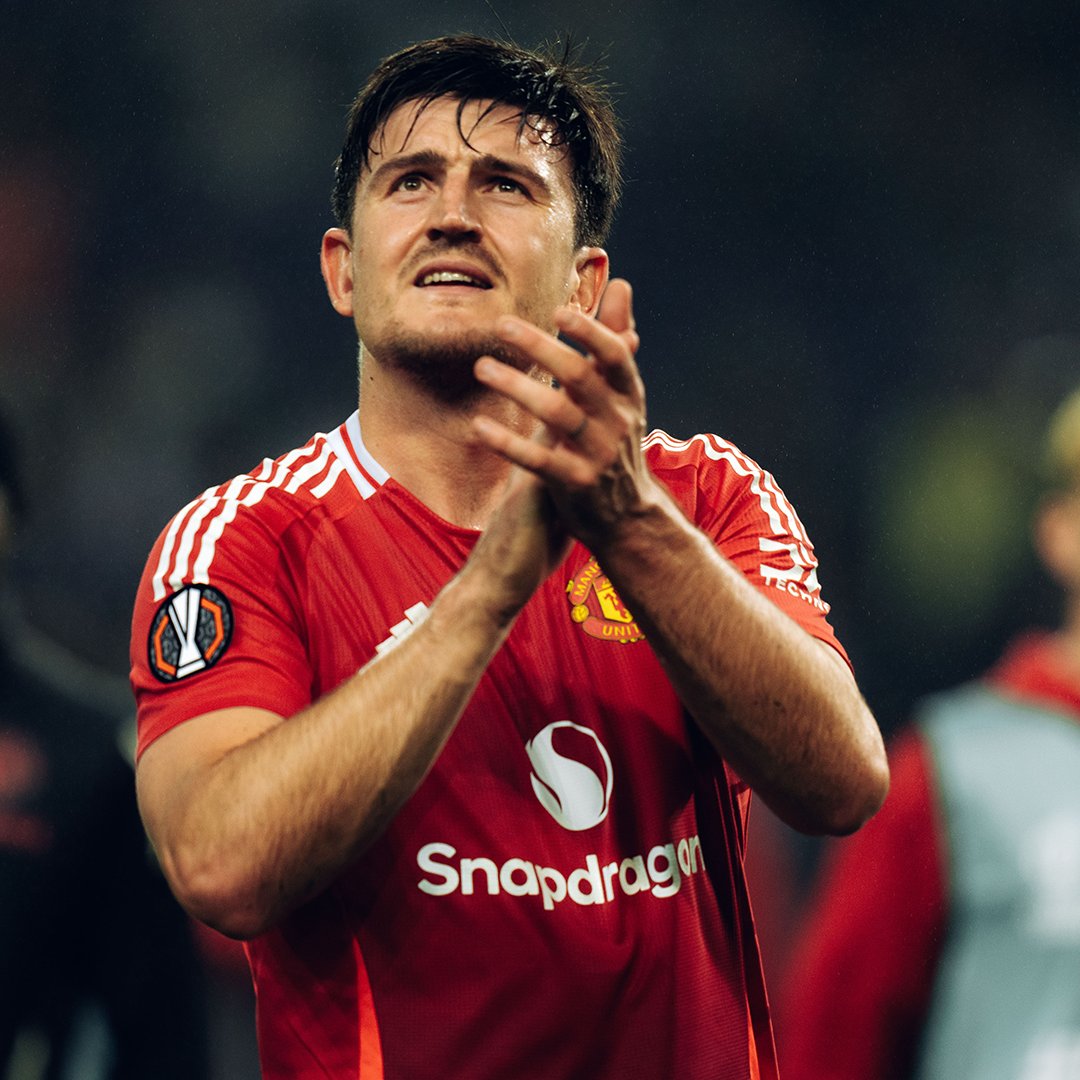 "You have to stick together." Harry Maguire issues a rallying cry after his late leveller in Porto ⤵️ #MUFC || #UEL