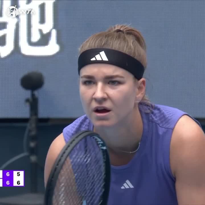 The audacity to return and volley on set point against Sabalenka… Protect Karolina Muchova at all costs