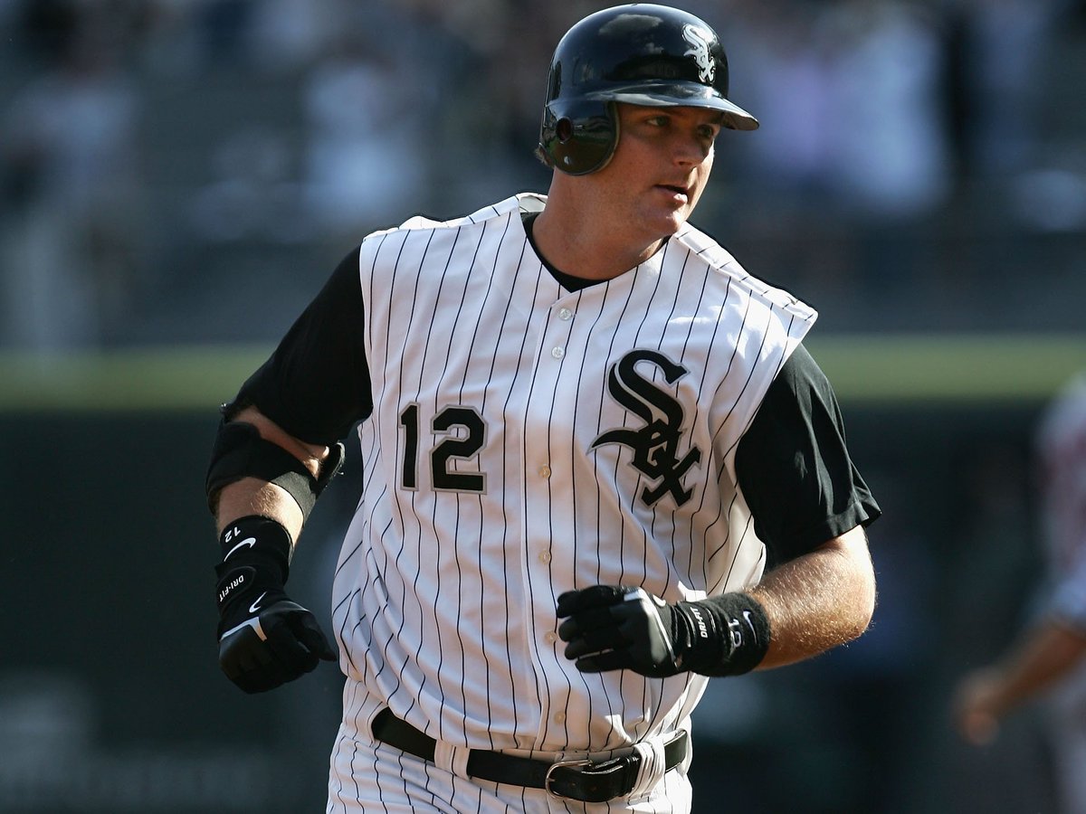 #OTD in 2005, the #WhiteSox crushed the Red Sox 14-2 in Game 1 of the ALDS powered by 5 home runs, including 2 from A.J. Pierzynski