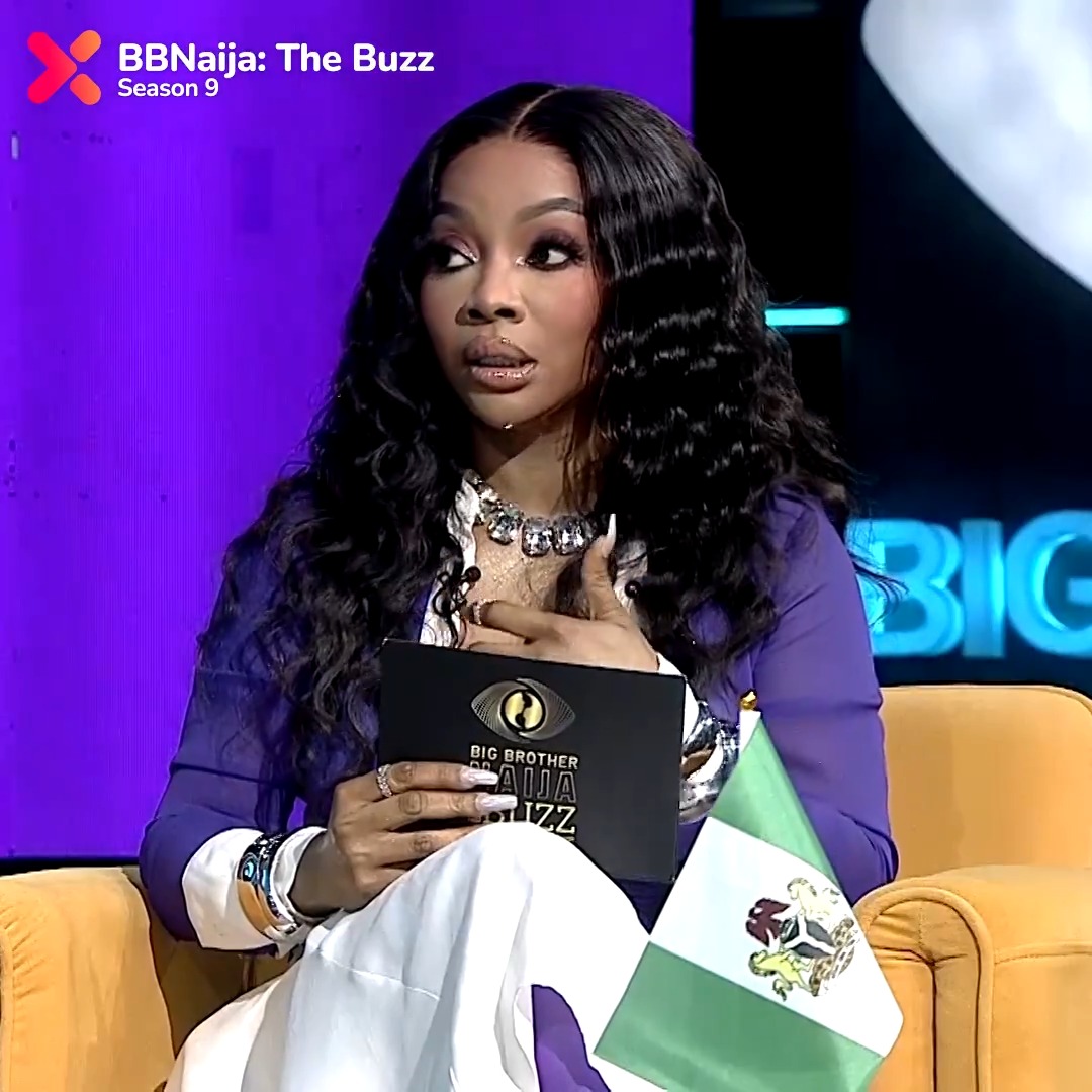 "Shaun is out. Handi is out. The support of these people and their fans would be behind Wanni. If you had Kellyrae and Kassia in the finals, they would split the vote." ~ Femi Daniels 😚 #BBNaija Una agree with this analysis 🤔 Stream #BBNaijaTheBuzz: