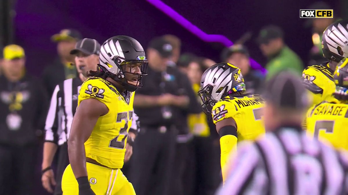 "It's just a bunch of angry highlighters running at you." 😂 Oregon Football