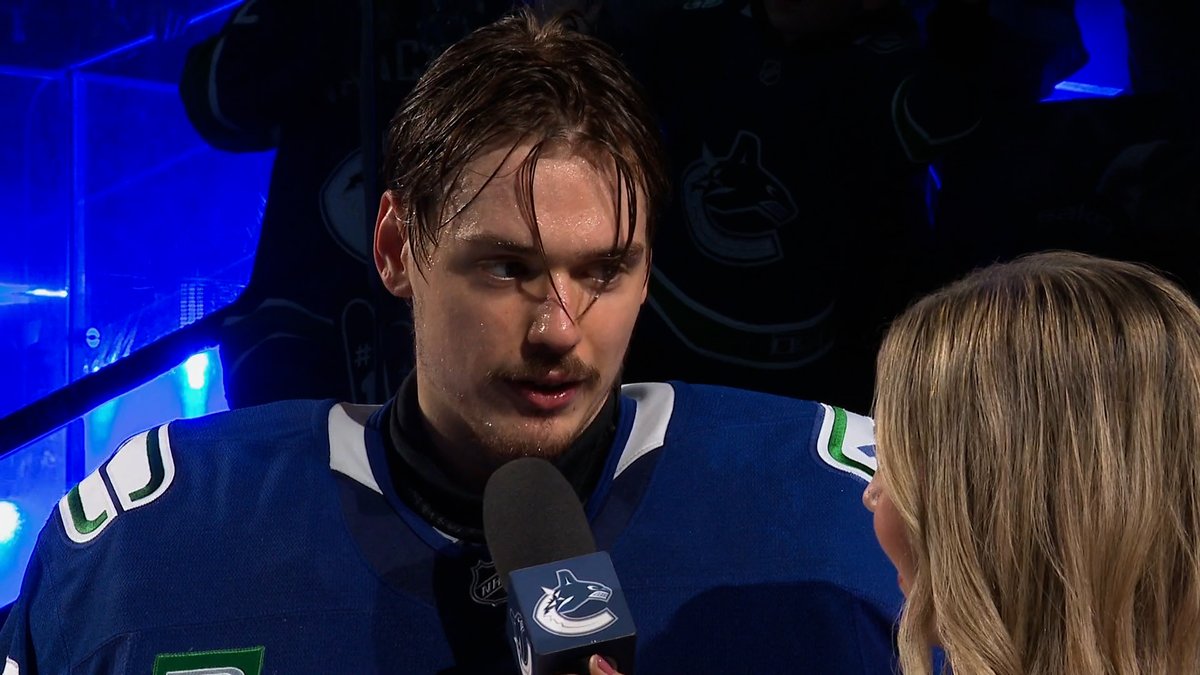 Artūrs Šilovs on ice-level with Rinkside Reporter Olivia McDonald after making 29 saves in the win over the Oilers!