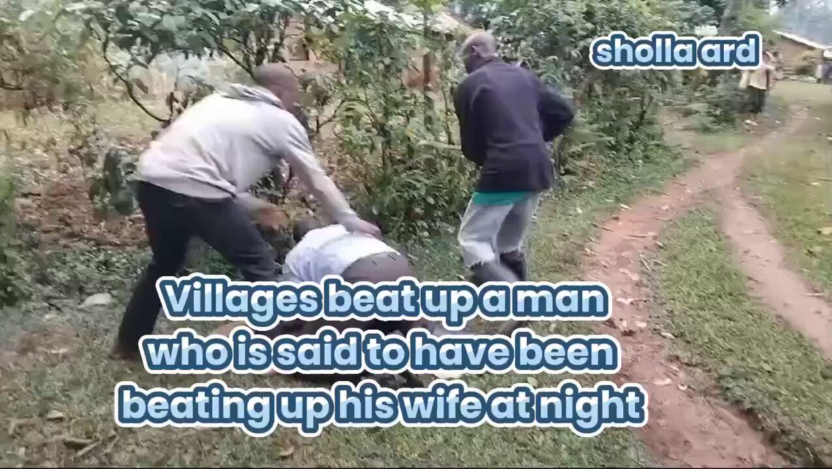 Are Kenyans aware of this incident that happened in kakamega yesterday? What happened is villagers decided to be*t up a man who had been beating up his wife every night when he came back drunk . Illegal way of ending gbv.🙇🏾 🚨Amerix Farouk Raila kikuyus