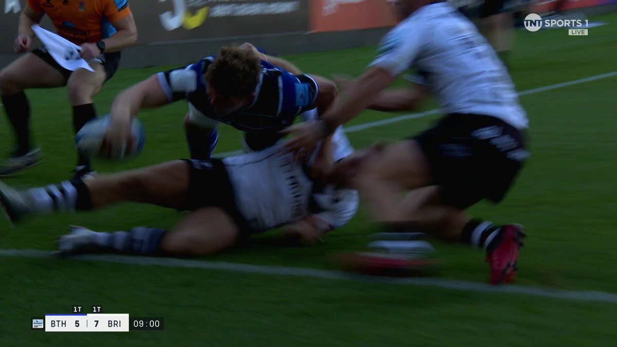 Bath's first attempt at a response to Bristol from Ted Hill is denied ❌ #GallagherPrem | #BATvBRI