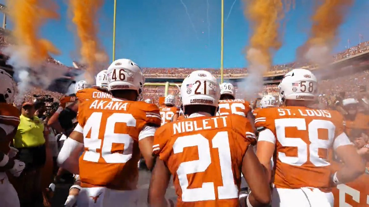 POV: You're running out of the tunnel at DKR 🤘