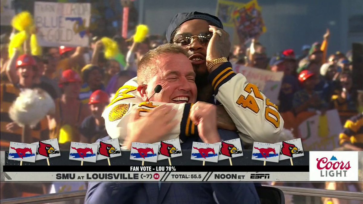 MARSHAWN PUT KIRK IN A HEADLOCK 😂 Marshawn Lynch | Kirk Herbstreit
