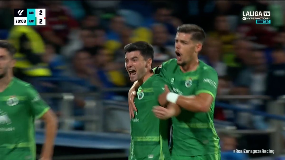 la única explicación que le encuentro a este gol de enfermo mental es que este es el año