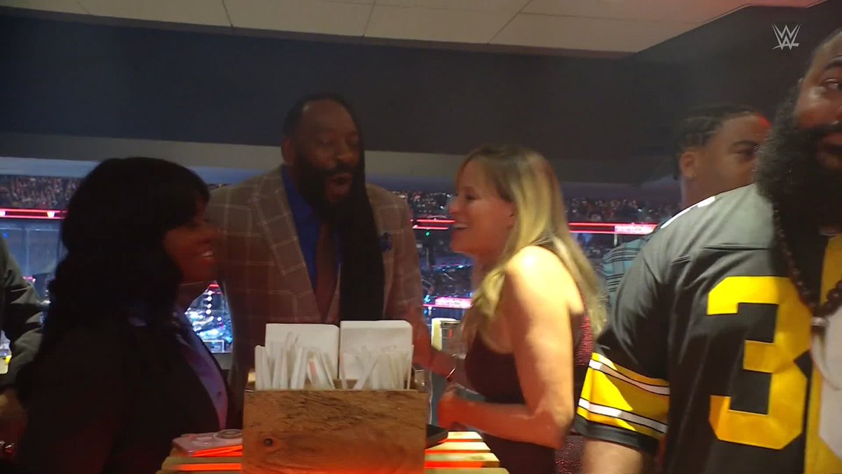 What's that SMELL at the #WWEBadBlood party?! No no, not THAT one... THAT one!