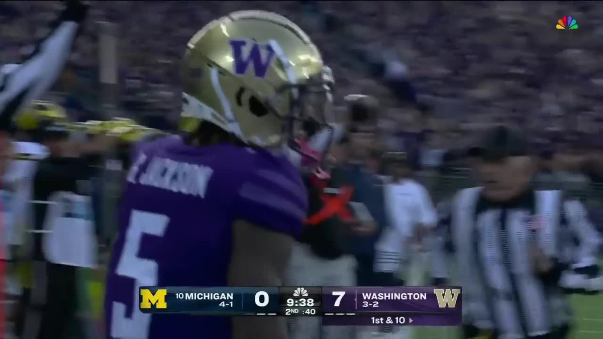 Will Rogers connects with Giles Jackson for another Washington Football TD 🙌 #B1GFootball on NBC 📺