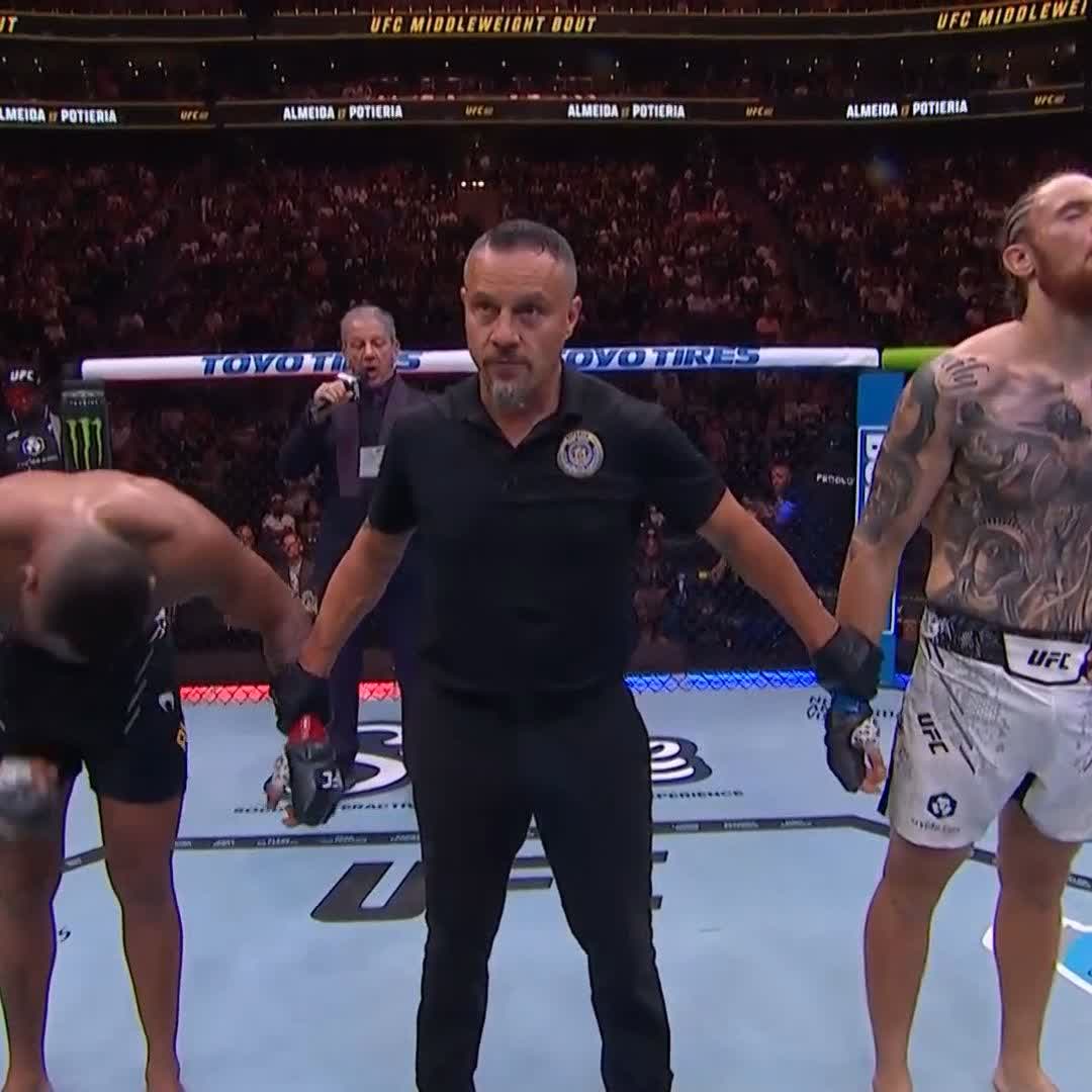 Cesinha takes home the W 🇧🇷 Cesar Almeida leaves #UFC307 with a UD victory!