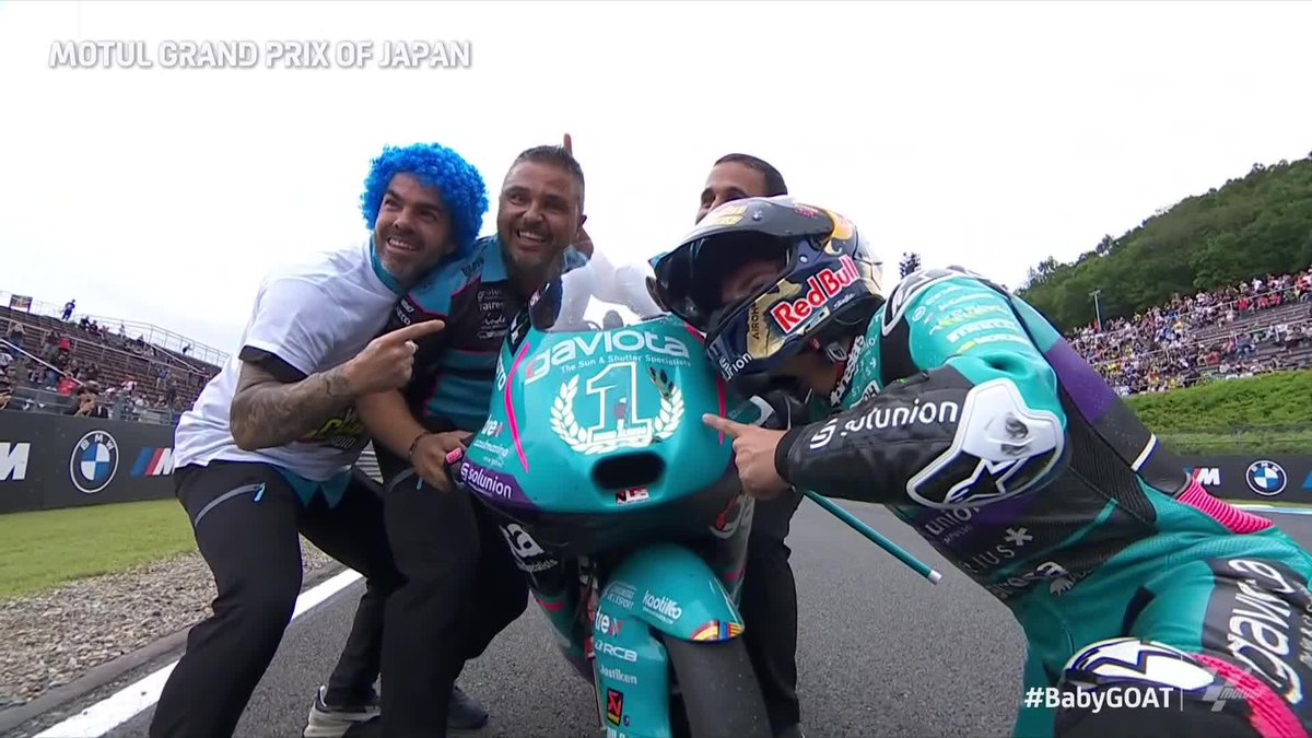 Outfit change and off to parc ferme where another party is about to get started ๐๐๐ #BabyGOAT ๐ | #JapaneseGP ๐ฏ๐ต