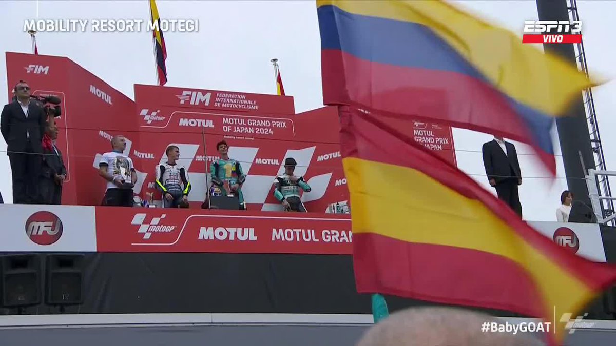 ¡LA BANDERA EN LO MÁS ALTO! David #Alonso hizo sonar una vez más el himno colombiano, pero esta vez valió un título mundial. 🇨🇴🏅