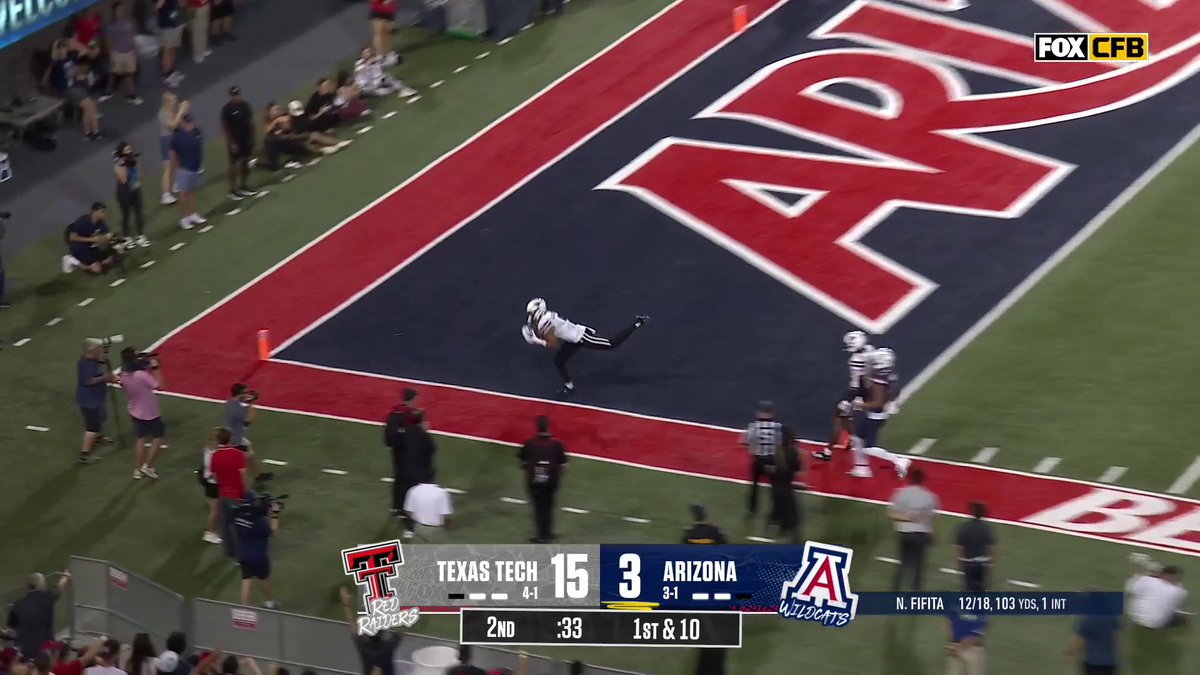 CJ Baskerville picks it off! 🙌 Texas Tech Football