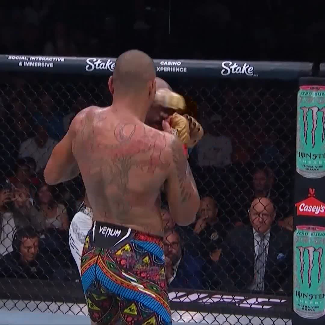Aquí la repetición! 🔄💥 #UFC307
