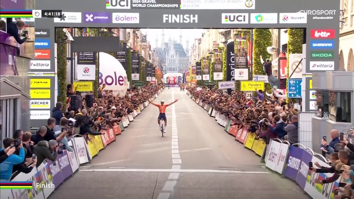 🚴​🌈​ | Mathieu van der Poel is de wereldkampioen Gravel! Een klasse apart in Leuven! 👏​👏 #Leuven2024 📺​ Koers stream je op HBO Max