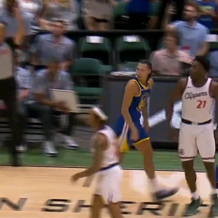 Five threes & a game-winner! Lindy Waters III had a big night in Hawaii 📽️