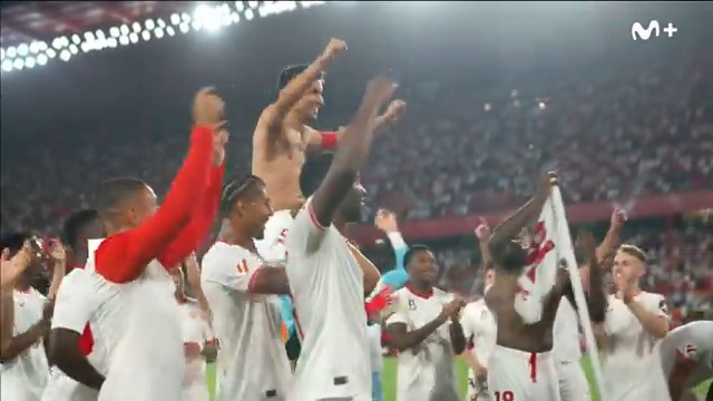 El capitán de un barco llamado 𝐒𝐞𝐯𝐢𝐥𝐥𝐚 𝐅𝐮́𝐭𝐛𝐨𝐥 𝐂𝐥𝐮𝐛. El último derbi de Jesús Navas. ❤️🤍 Jesús Navas Sevilla Fútbol Club #LaCasaDelFútbol