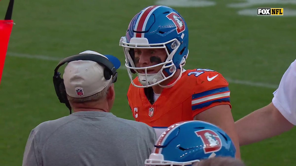 This looks a little different than it did last year with Russ doesn’t it? Guess Bo has earned that through all of his NFL experience though.