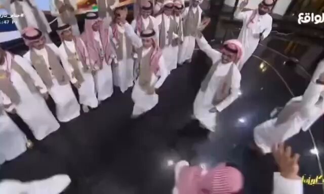 والله للحين اضحك