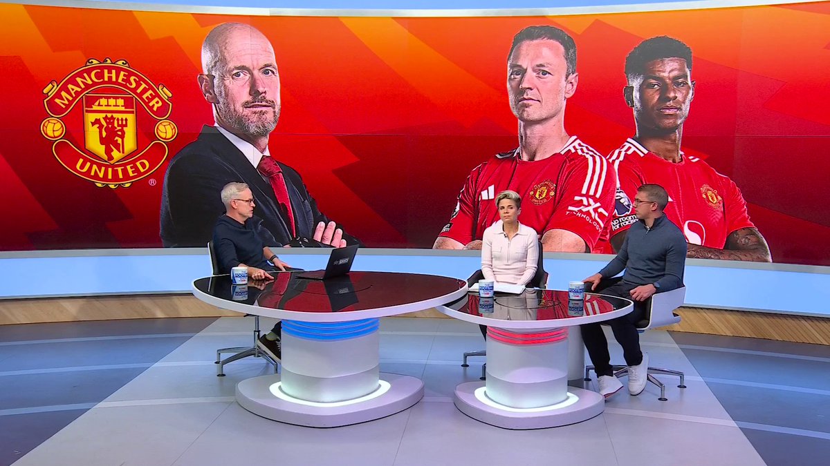 "It's irrelevant as he's not making the decisions" Stephen Warnock on Erik ten Hag and Sir Alex Ferguson's relationship at Manchester United 😮