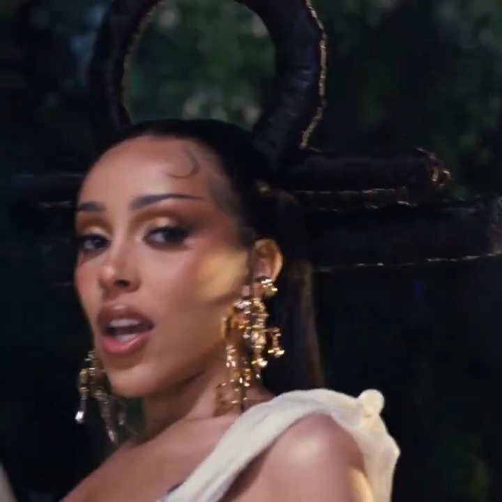 the rnb girls should be grateful doja didn’t commit to rnb