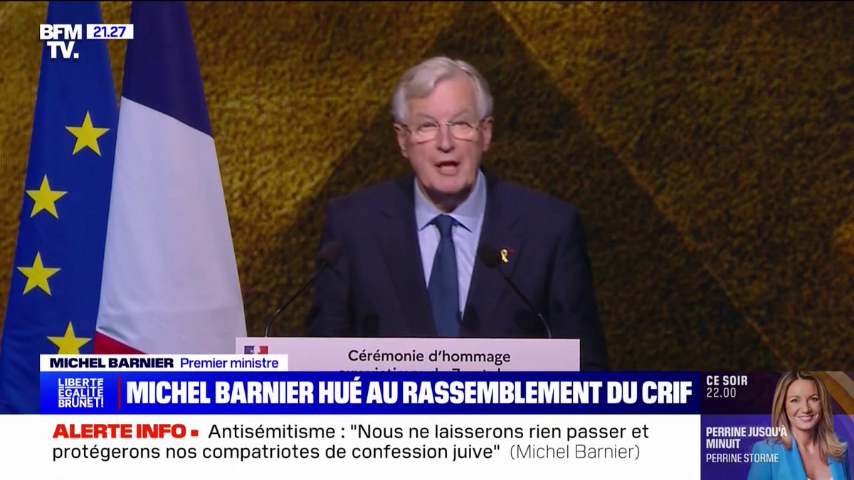 7-Octobre: Emmanuel Macron hué lors du discours de Michel Barnier au rassemblement du Crif