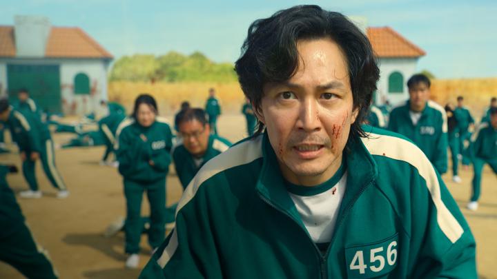 Prêts, feu, (re)regardez ! 🚦 Retournez dans le jeu et préparez-vous pour la saison 2 de SQUID GAME, le 26 décembre sur Netflix.