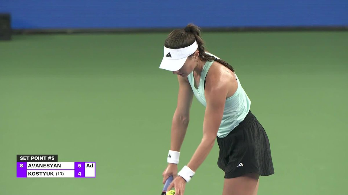 Who else was holding their breath 😲 Elina Avanesyan takes the first set 6-4 over Kostyuk! #WuhanOpen