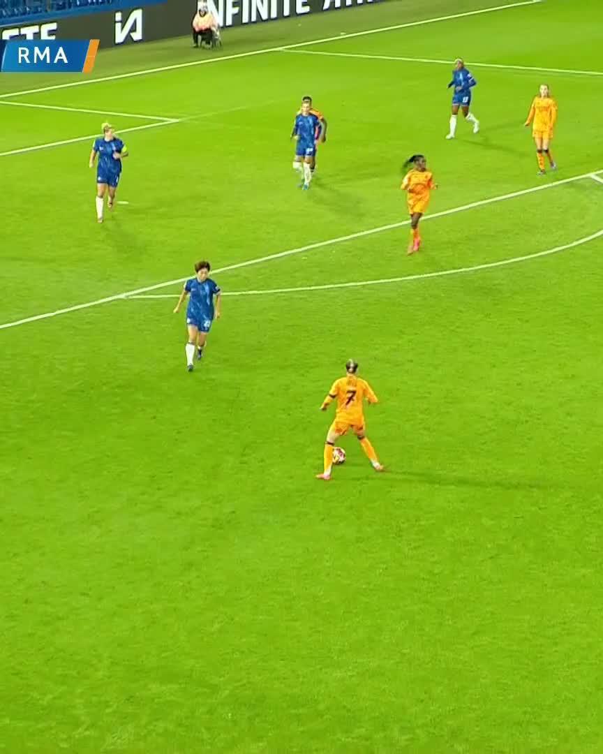 🇨🇴 GOOOL de Linda Caicedo. La colombiana también dice presente y marca el descuento al 83’. Gana #Chelsea 3-2 al #RealMadrid