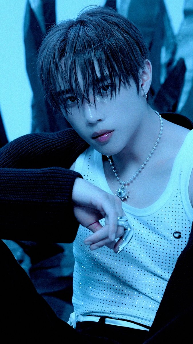 THE BOYZ(더보이즈) 9th MINI ALBUM [導火線] #Flash Character Concept Clip 🕯 2024.10.28 6PM Release #THEBOYZ #더보이즈 #導火線 #도화선 #TRIGGER