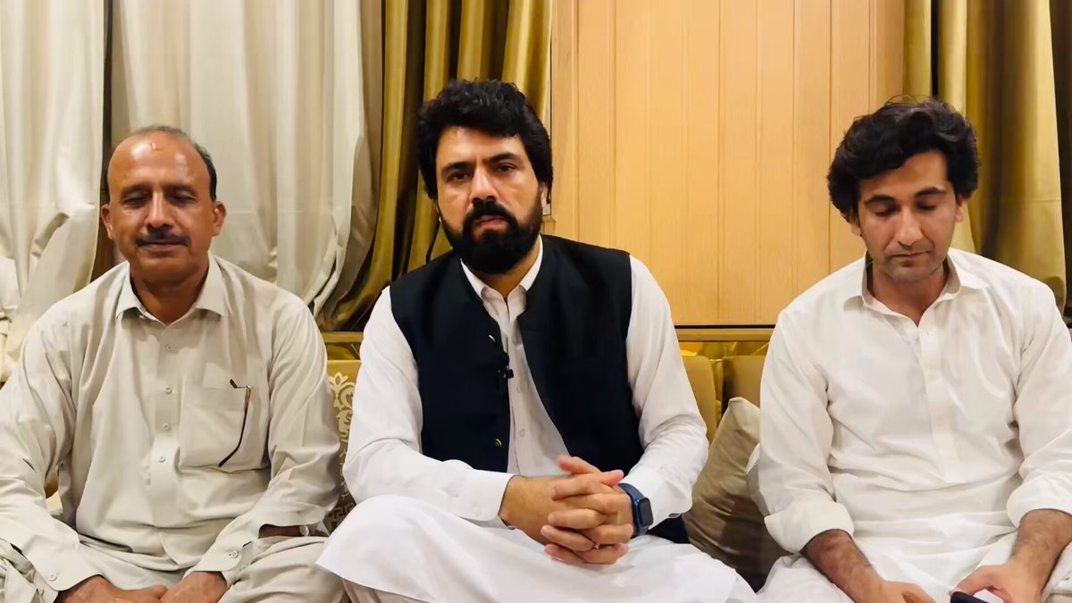 بیرسٹر سیف کا بیان اُن کا ذاتی بیان ہے ہم ظلم کے خلاف کھڑے تھے اور کھڑے رہیں گے ہمارا موقف آج صوبائ اسمبلی میں پیش کیا گیا ہے