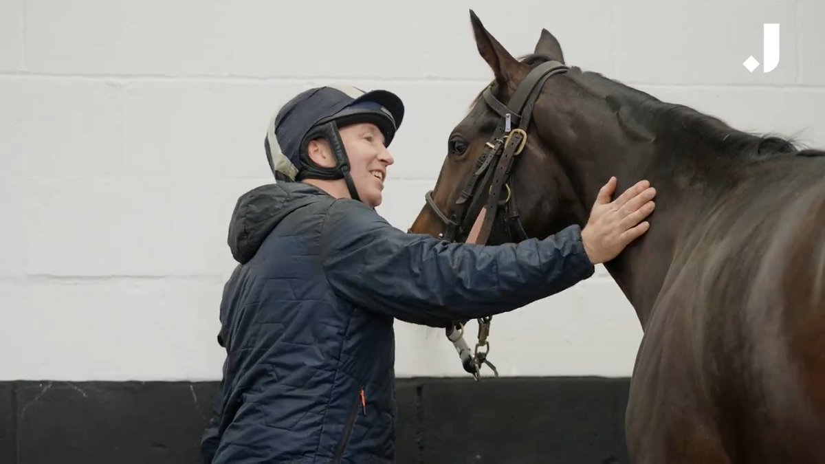 "It's like a give back to what we've worked... to have the money helped me fund my first home!" 🥰 Johnston Racing's Paddy Trainor was the Employee Of The Year in 2022 at the Thoroughbred Industry Employee Awards, sponsored by Godolphin. 👏