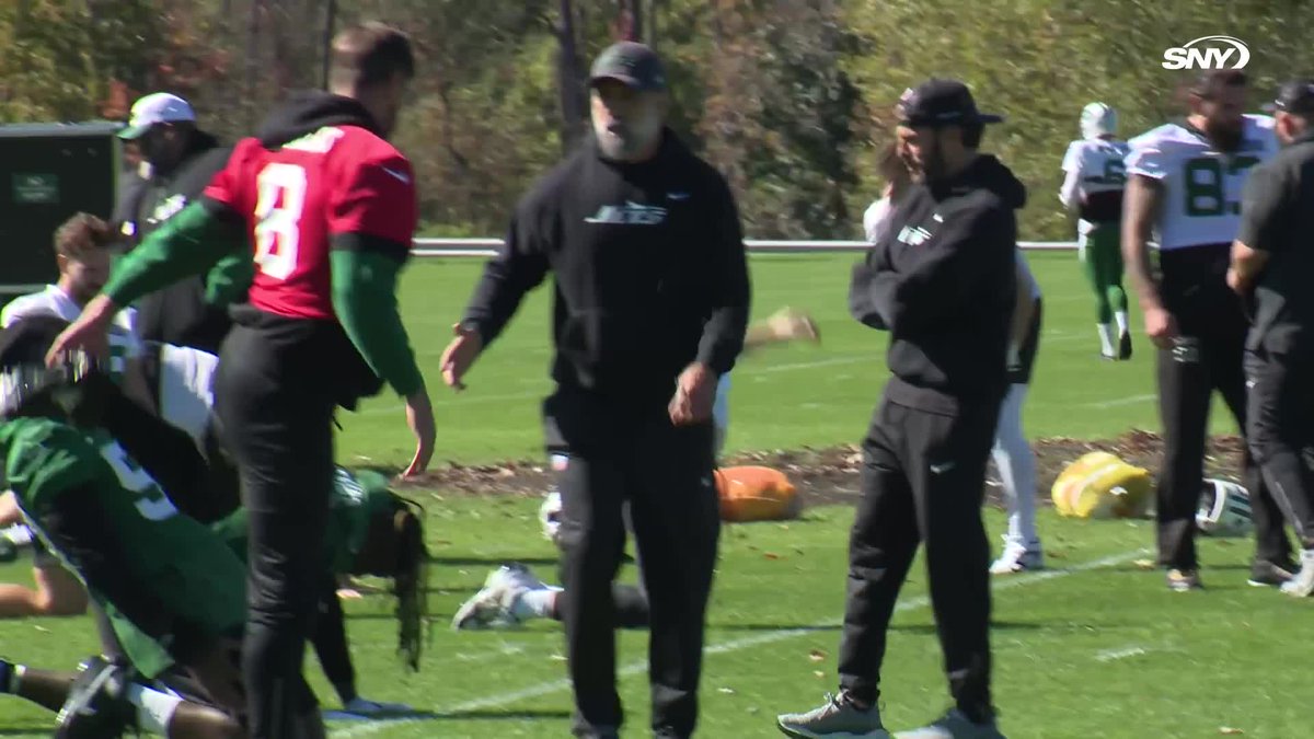 Interim HC Jeff Ulbrich makes the rounds as the Jets get practice underway