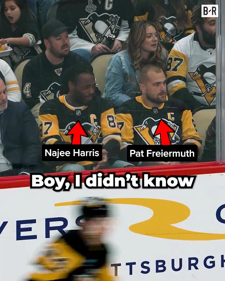 Najee Harris and Pat Freiermuth were LOCKED IN rinkside during the Penguins game 😂🏒